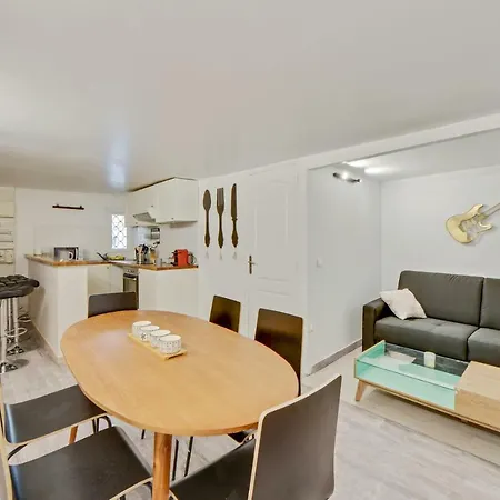 Stephy Apartment *